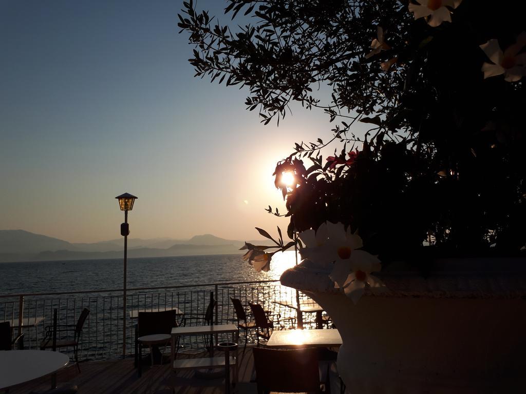 Relais La Speranzina Hotell Sirmione Exteriör bild