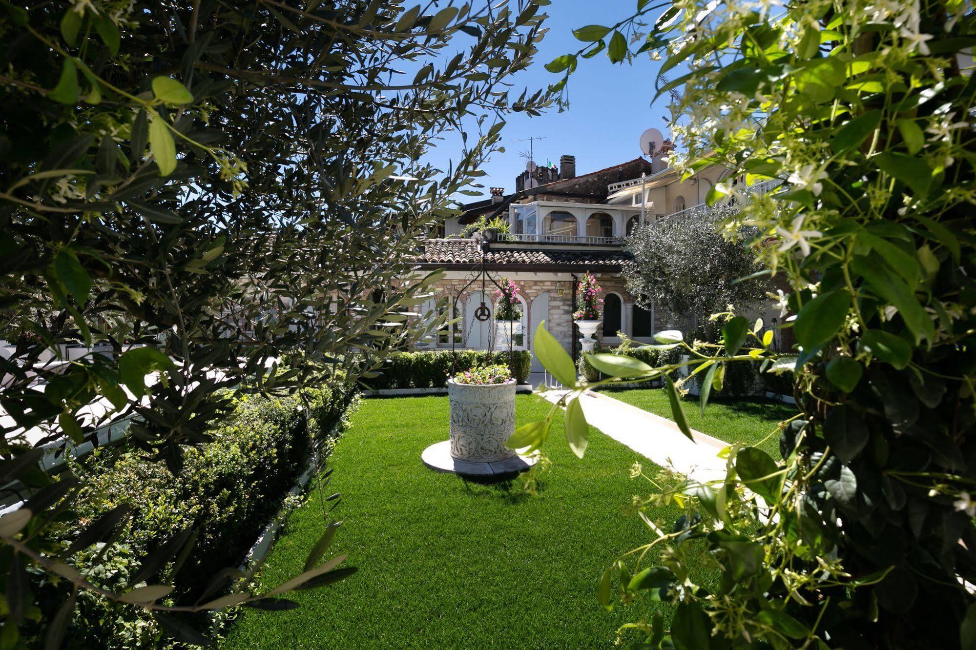 Relais La Speranzina Hotell Sirmione Exteriör bild